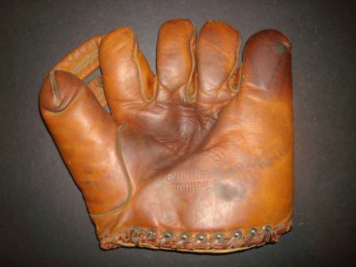 Harry Craft Hutch Front